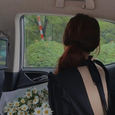 独家爆料：老牌影帝深夜密会神秘女子，后援会发声明，凌晨